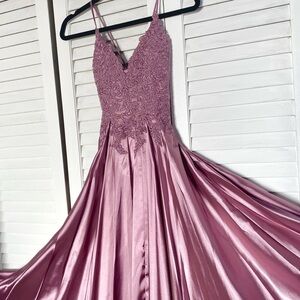 Camille La Vie Elegant Pink Lace Evening Gown